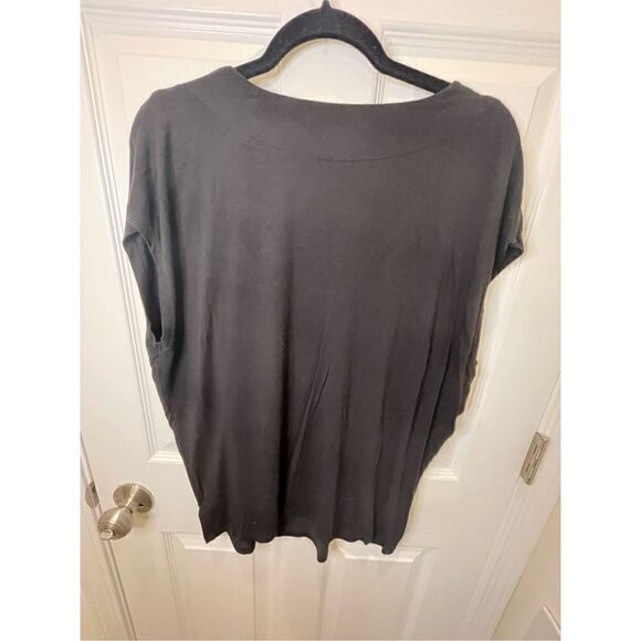 Michael Michael women’s 1X black sleeveless blouse with built in necklace - Picture 2 of 7